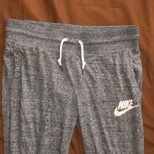 Nike women’s jogger sweats